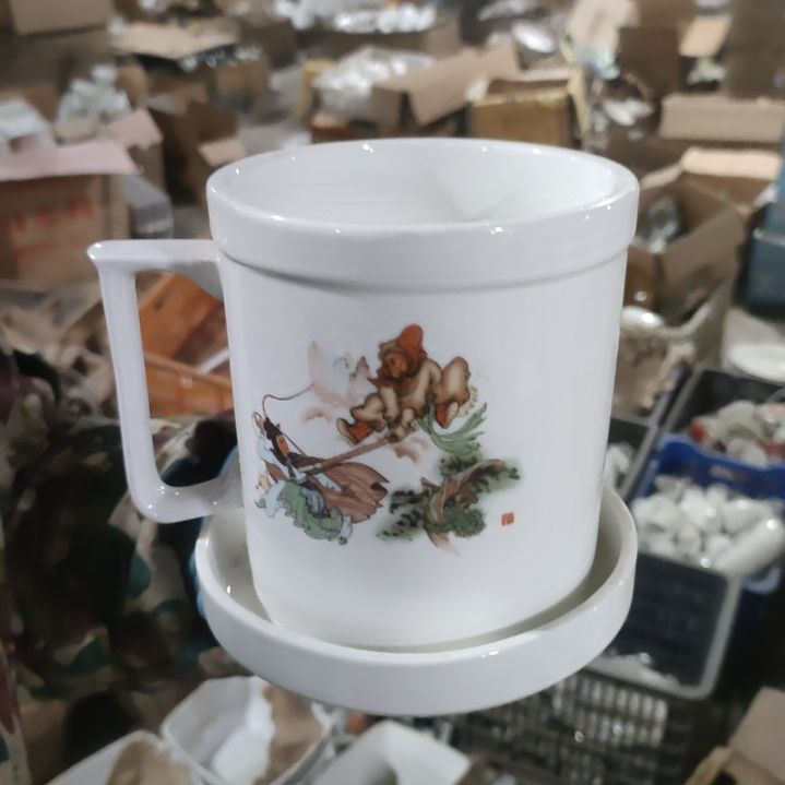 摆件陶瓷盘子碗啥都有