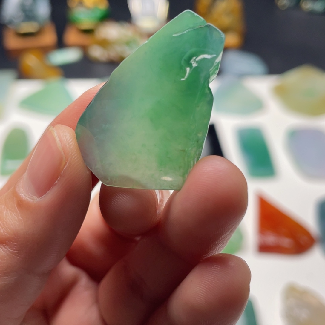 定制翡翠未镶嵌包工