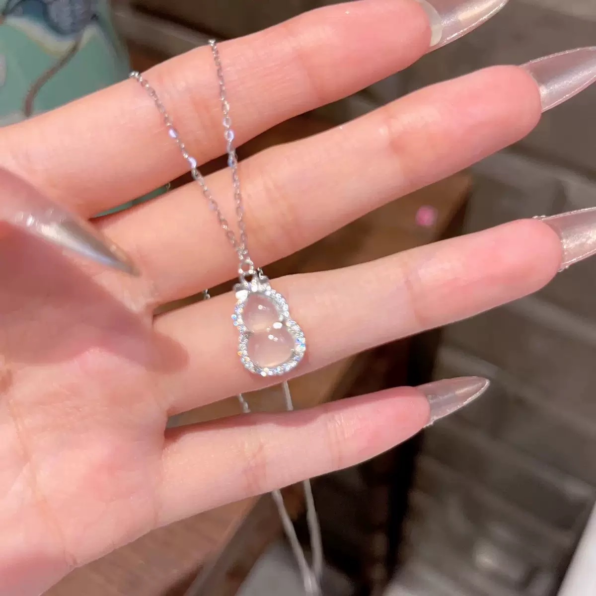 通体  k312冰透葫芦蝴蝶结项链