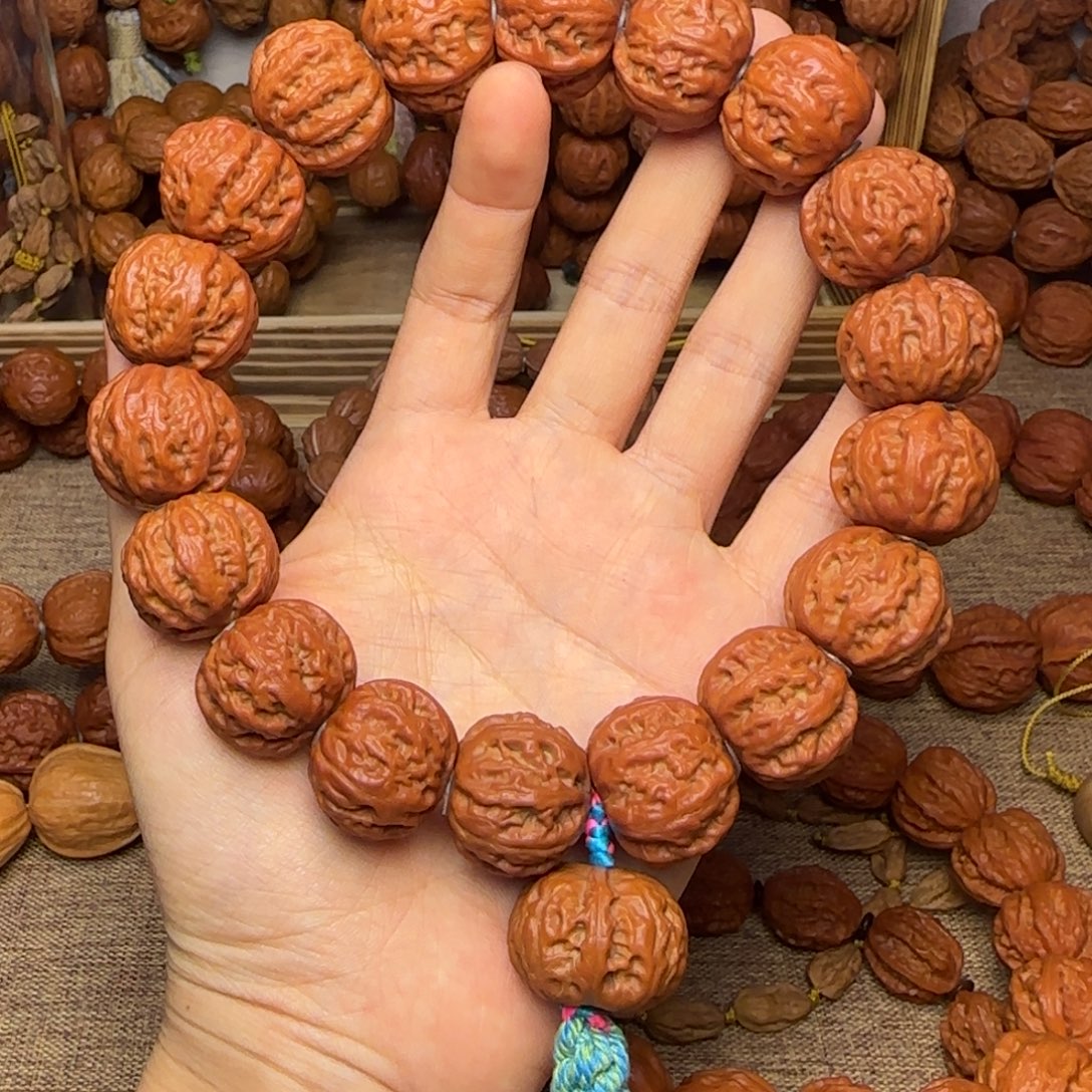 *****文玩核桃吊坠珊瑚纹八棱磨盘手持