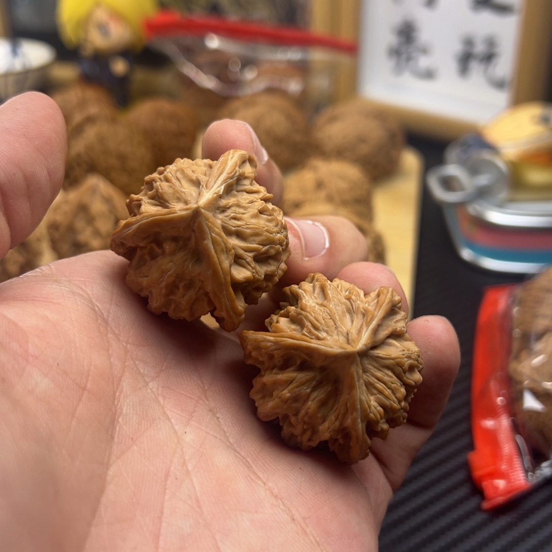 把件文玩核桃盘山三棱全品