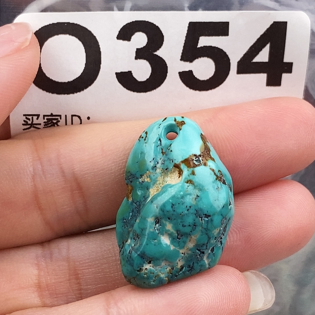 绿松石未镶嵌原矿