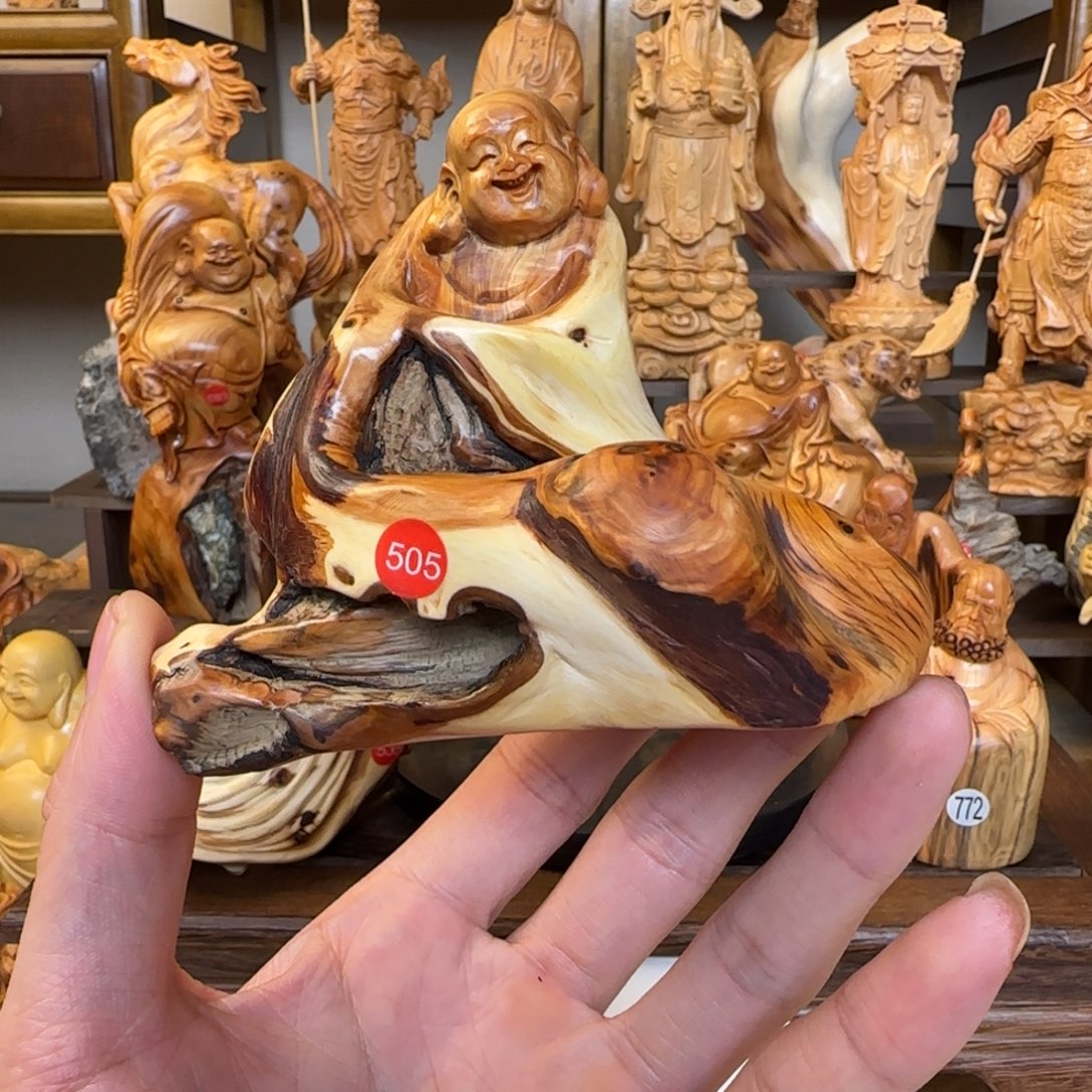 l***c崖柏小木匠艺雕一物一拍