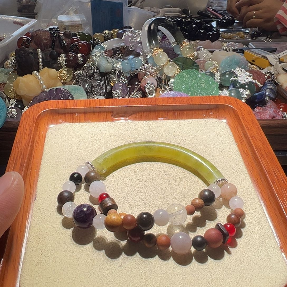 未镶嵌水晶手链水晶手链