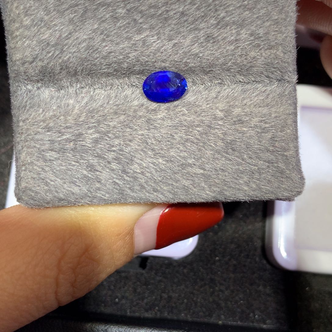 蓝宝石裸石未镶嵌5x7蓝宝石