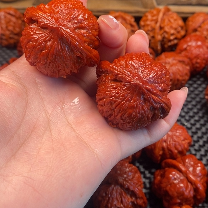 文玩核桃吊坠绣球c8