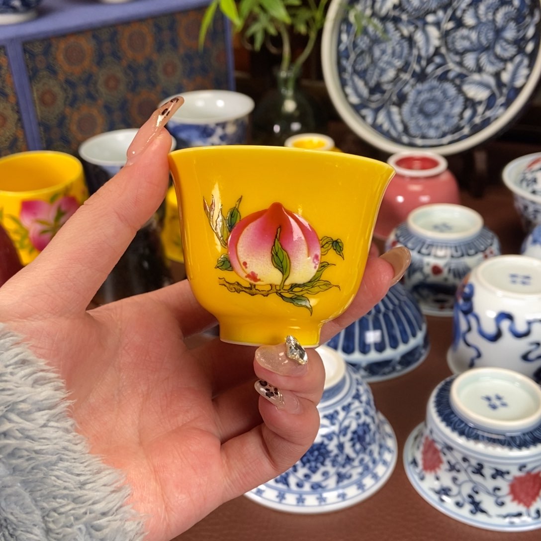 澄观柴窑三多铃铛杯