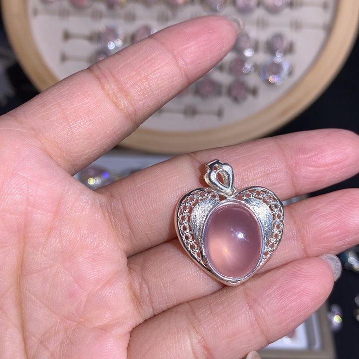 【闪购商品】水晶戒指银S925镶嵌尘****茹戒指