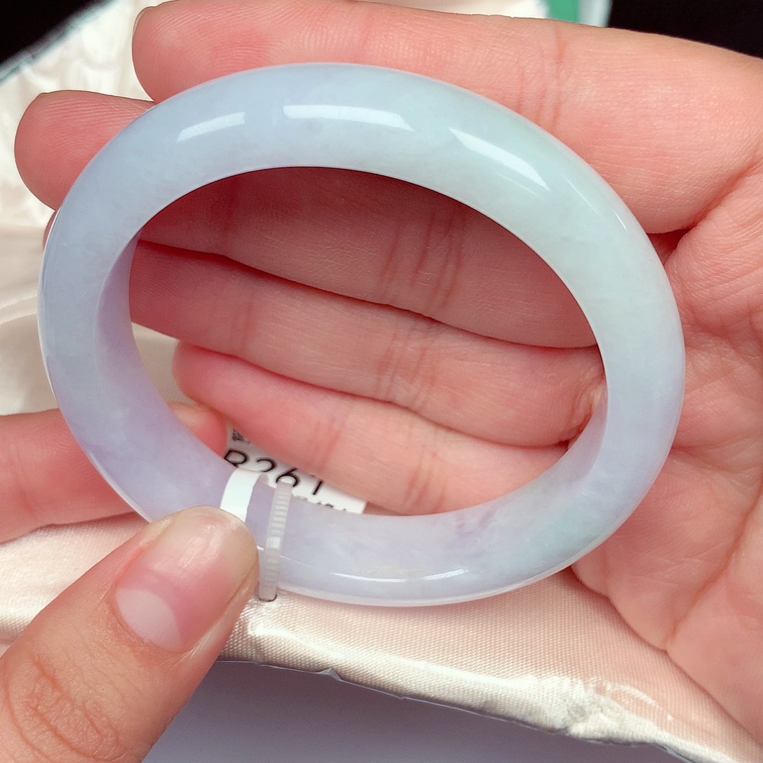 翡翠未镶嵌手镯（贵妃镯）贵妃52