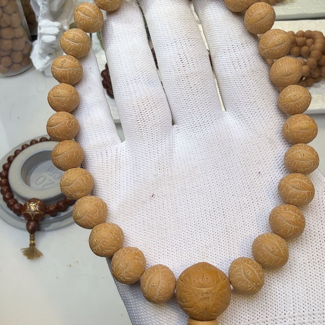 凤眼菩提吊坠12+高山树飞碟