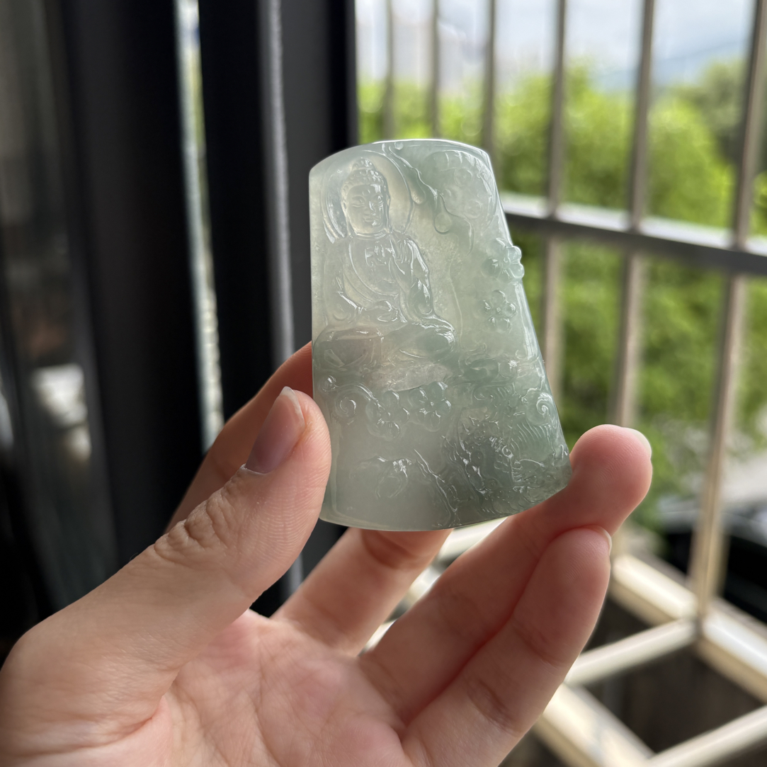 天然缅甸A货翡翠 冰绿底御龙阿弥陀佛 