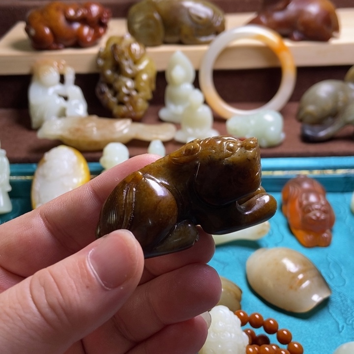 和田玉未镶嵌挂件