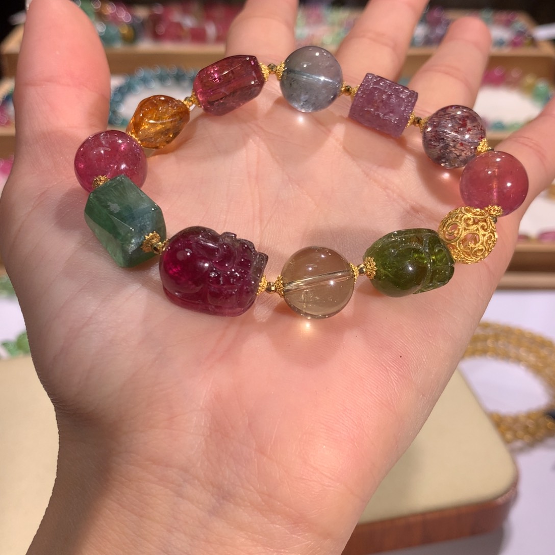 碧玺多样性发货一件未镶嵌