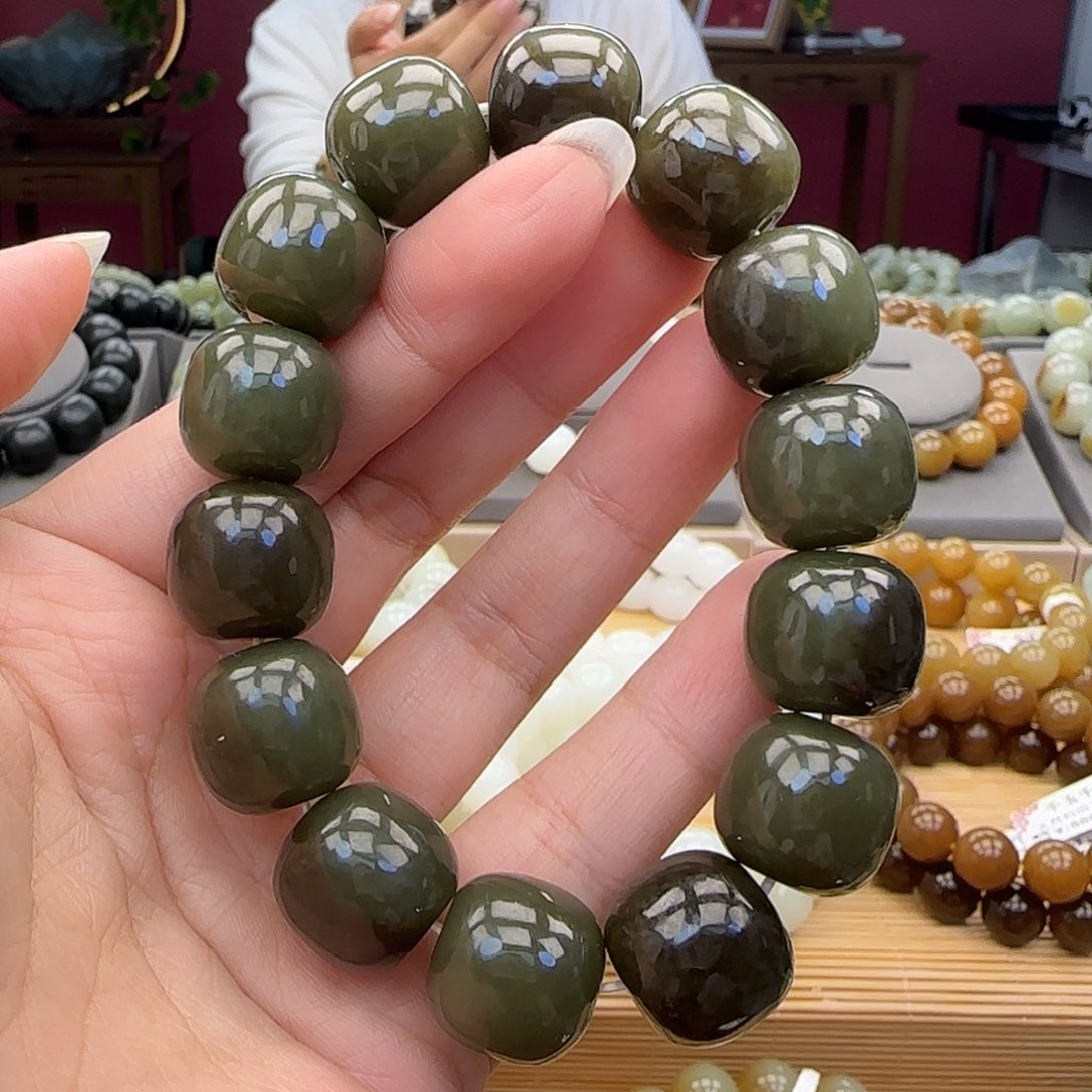 和田玉手链未镶嵌