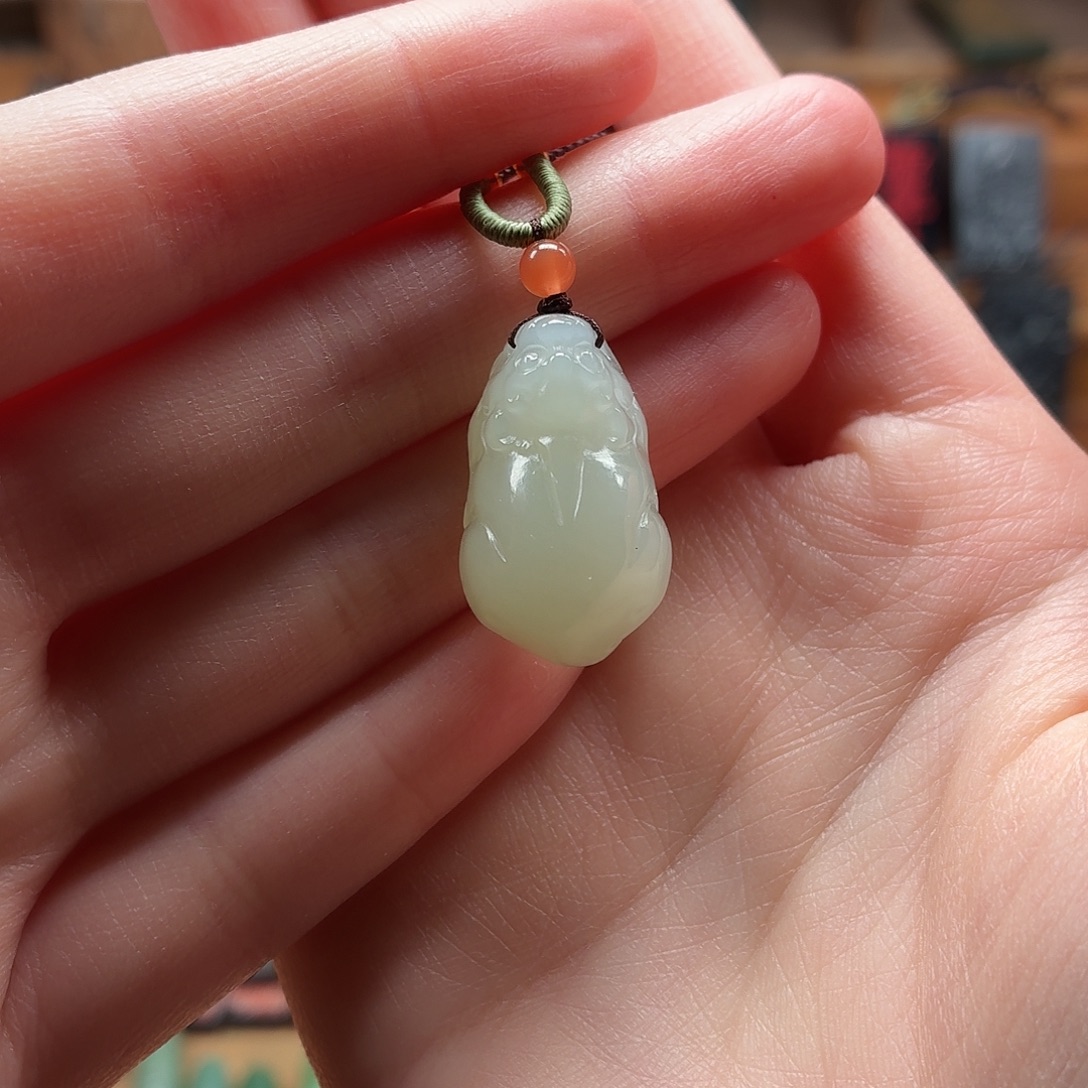 和田玉（糖玉）未镶嵌颈饰