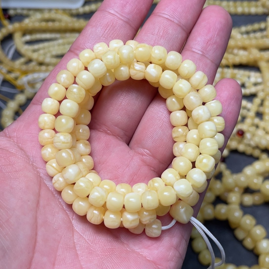 蜜蜡裸石未镶嵌雪****托蜜蜡佛珠6.5mm