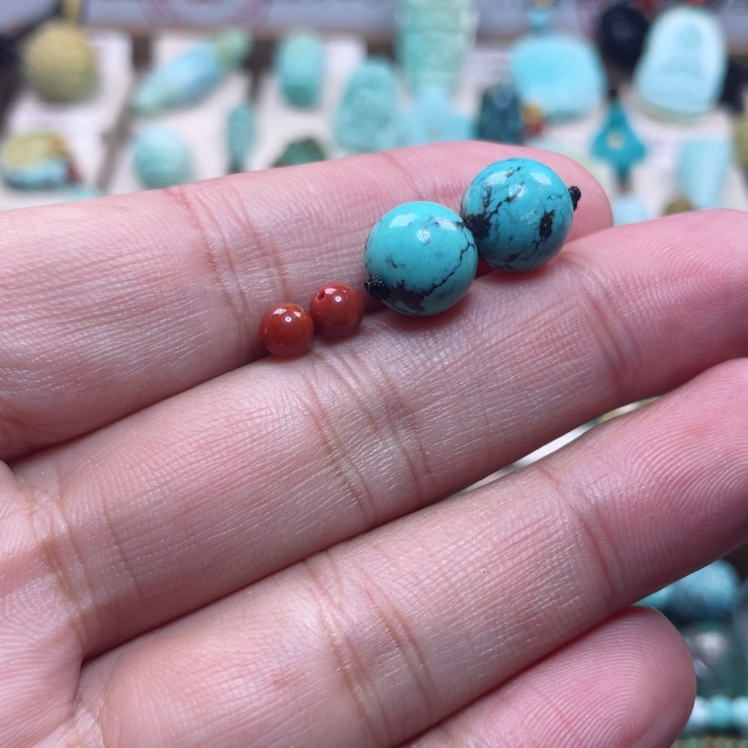 南红玛瑙配饰未镶嵌