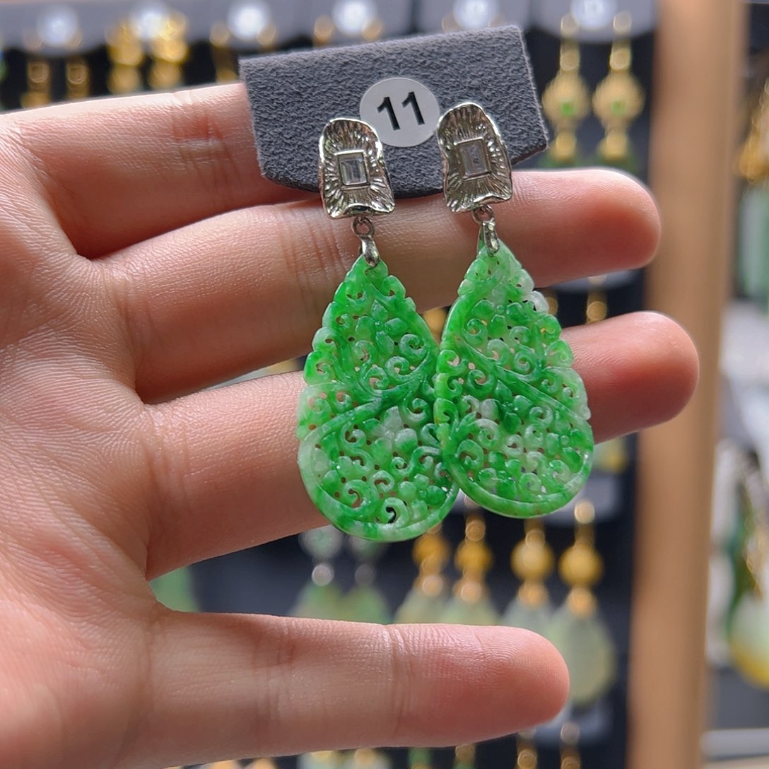 未镶嵌翡翠耳饰翡翠