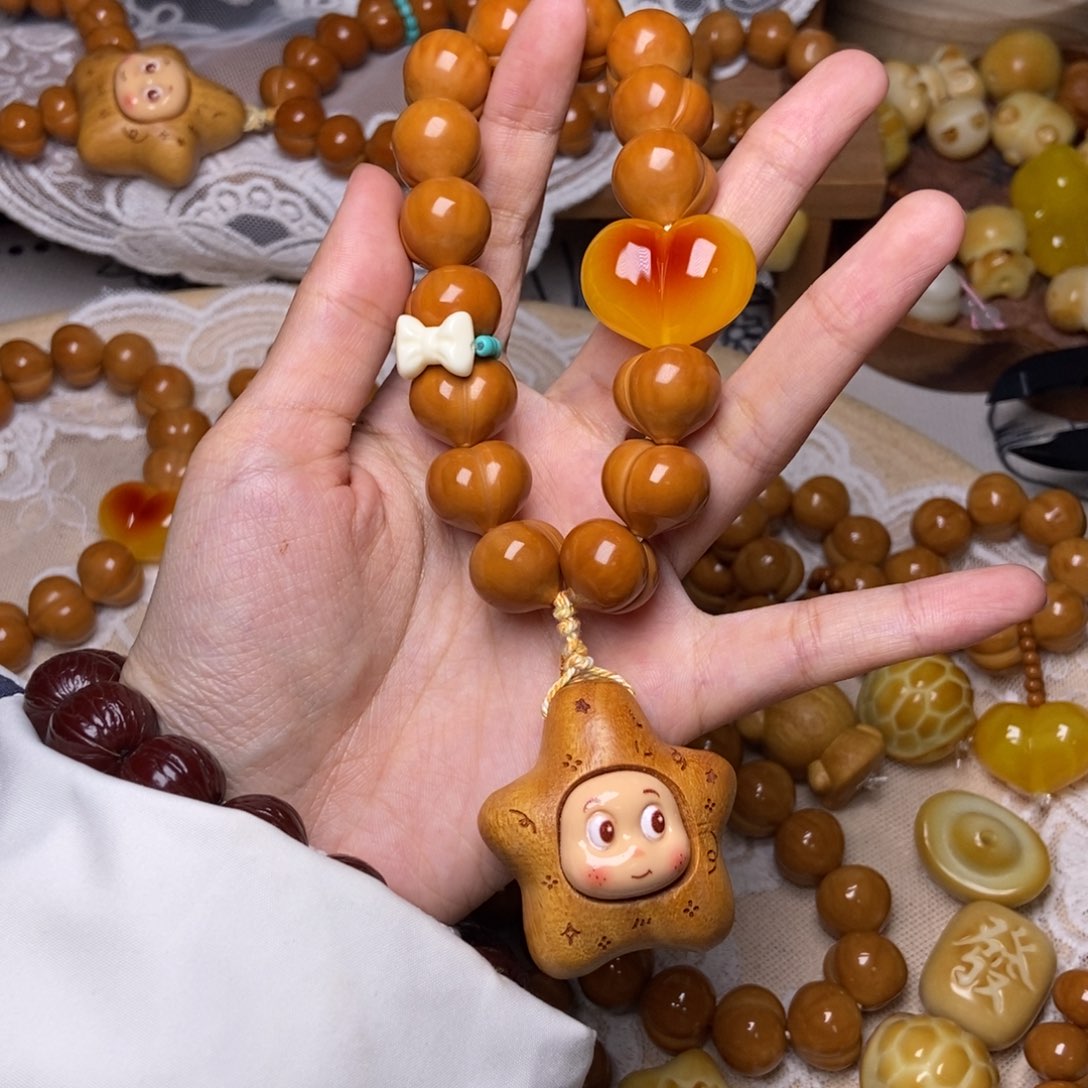 猴头核桃吊坠屁桃玻璃底卡16