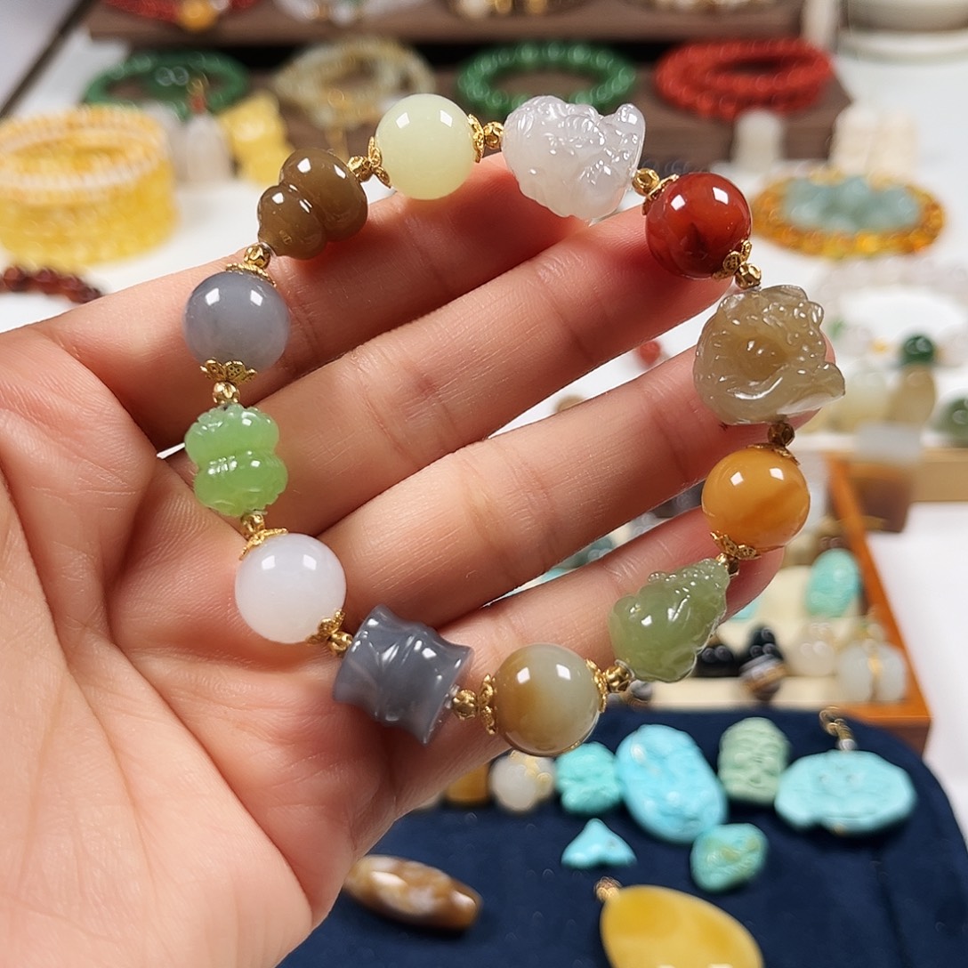 和田玉未镶嵌手链