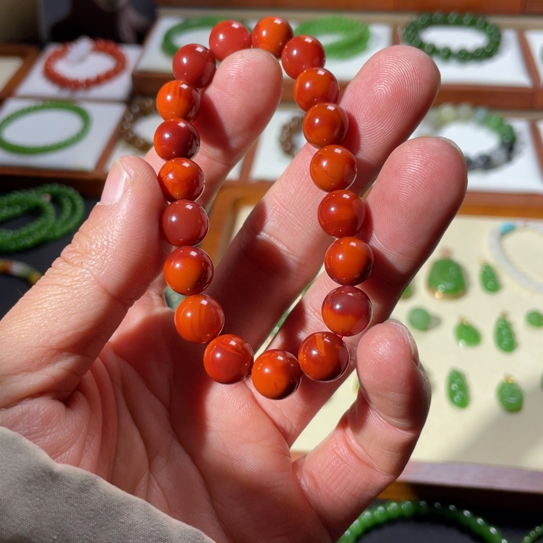 南红玛瑙颈饰未镶嵌