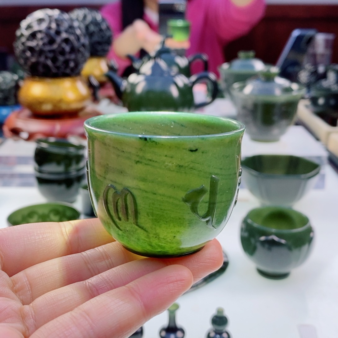 和田玉（青玉）挂件未镶嵌微瑕