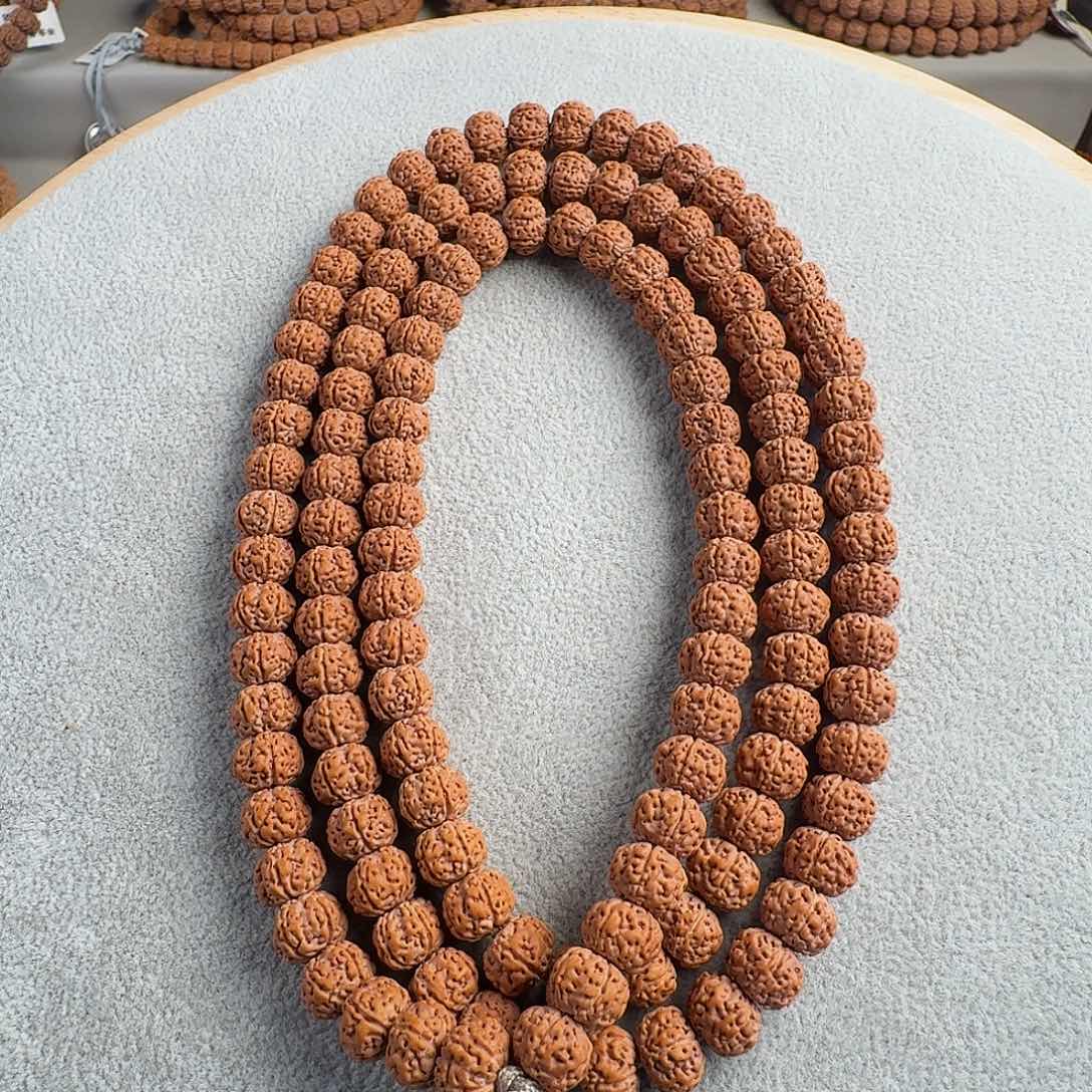 金刚菩提吊坠起**。树神