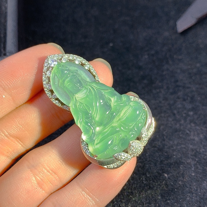 【闪购商品】翡翠未镶嵌颈饰翡翠