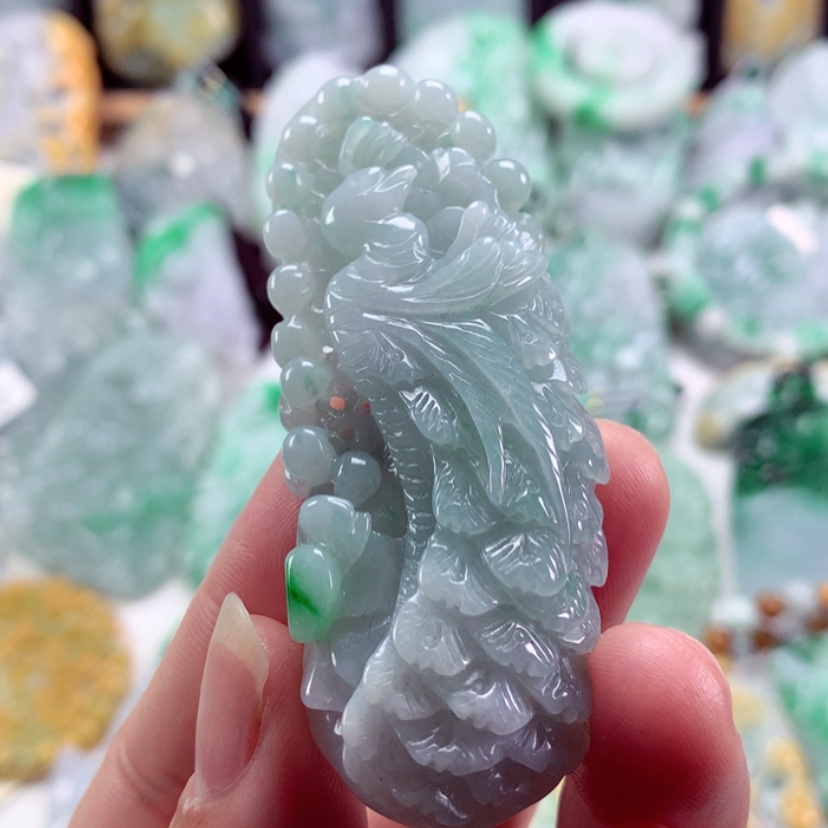 【闪购商品】翡翠吊坠(不含链)未镶嵌