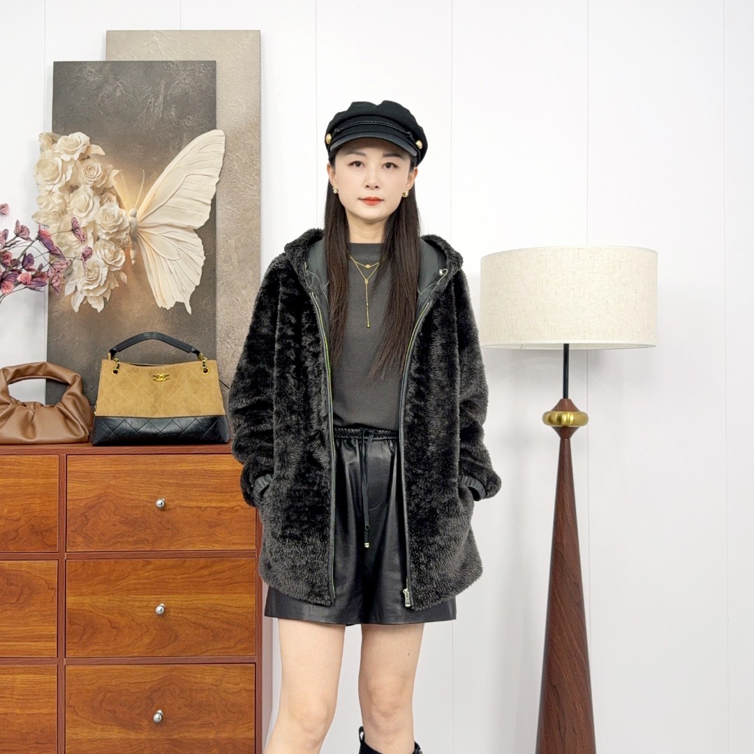 DIDANCHI 进口土耳其 皮毛一体 带帽休闲外套女 简约宽松 
