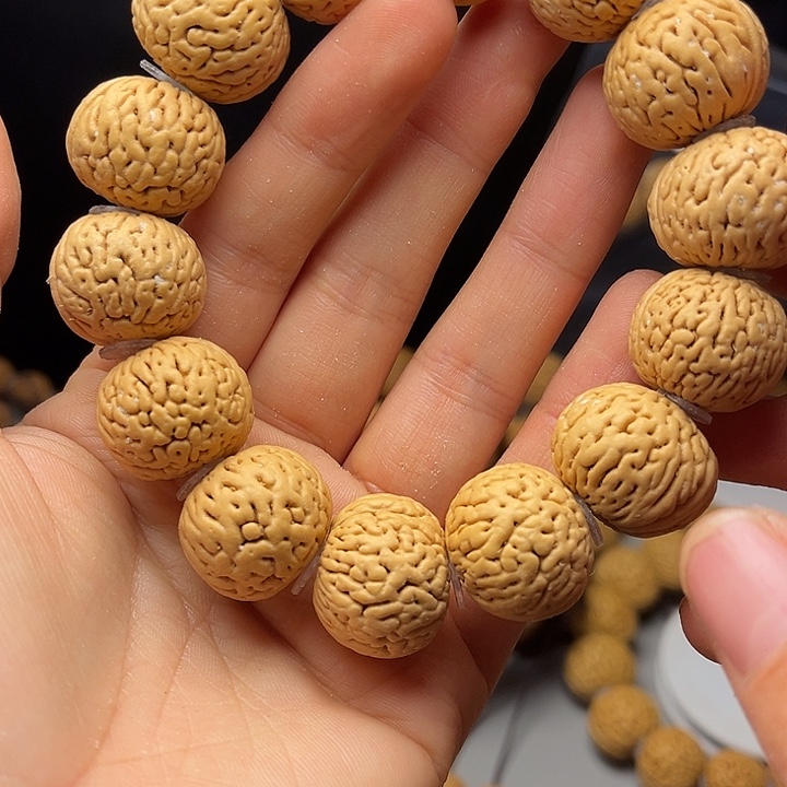 桃核吊坠白月光手串