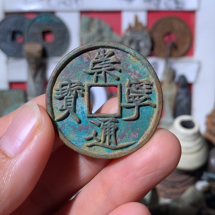 爱***妞铜现代工艺品 现代工艺品