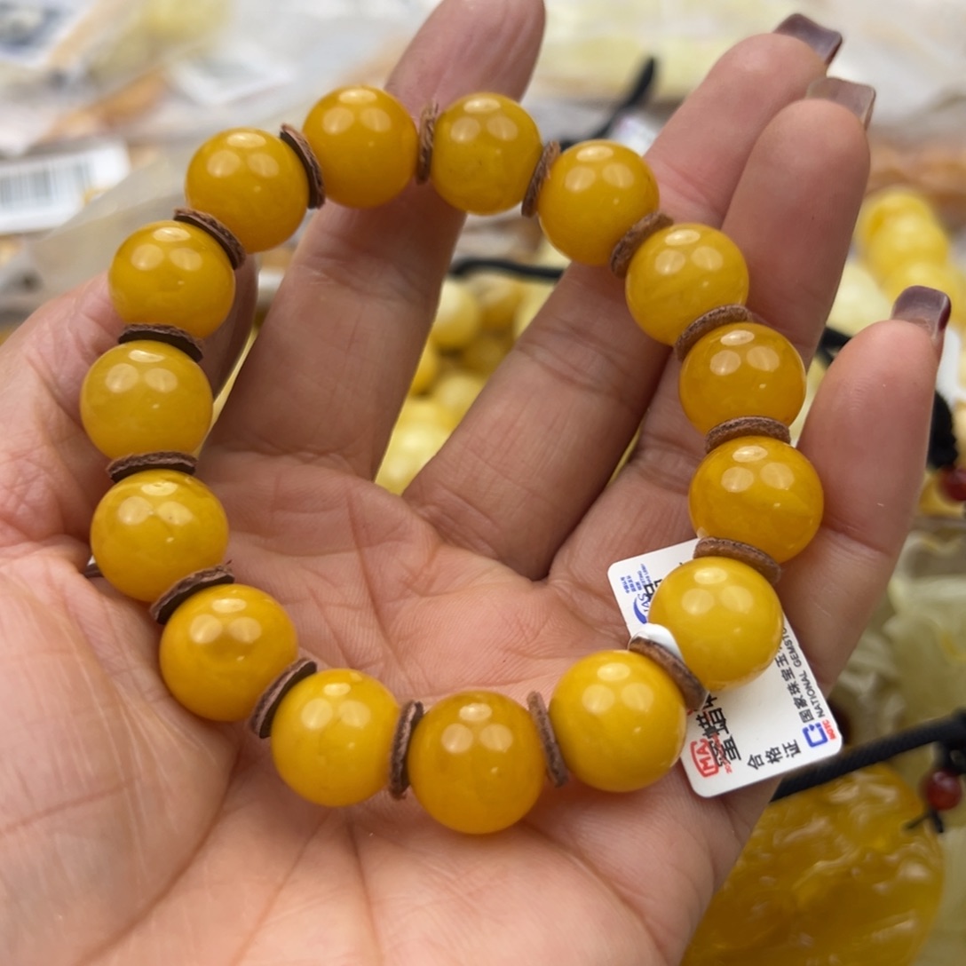 琥珀珠宝奇石未镶嵌