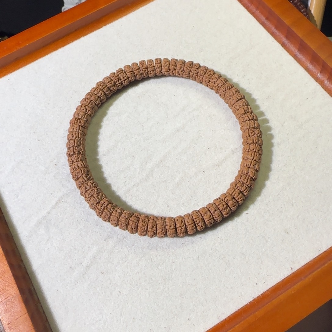 金刚菩提吊坠薄切老树王8.5