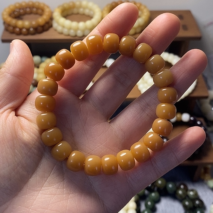 吊坠菩提根/象牙果风化老料卡10