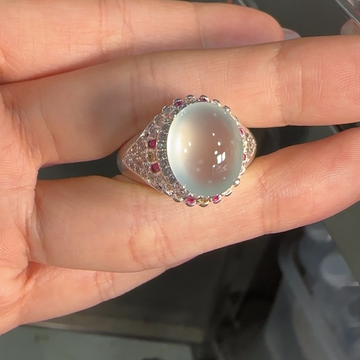 定制翡翠未镶嵌翡翠