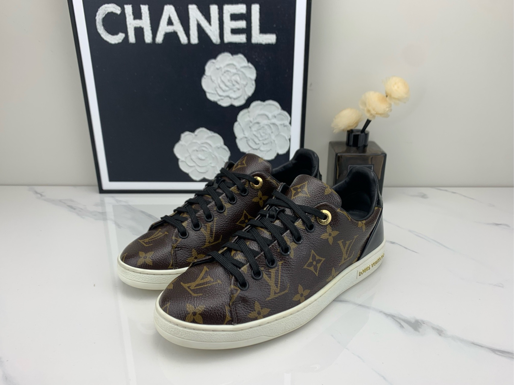 99新 LouisVuitton/路易威登 lv老花板鞋 36码/jm00345