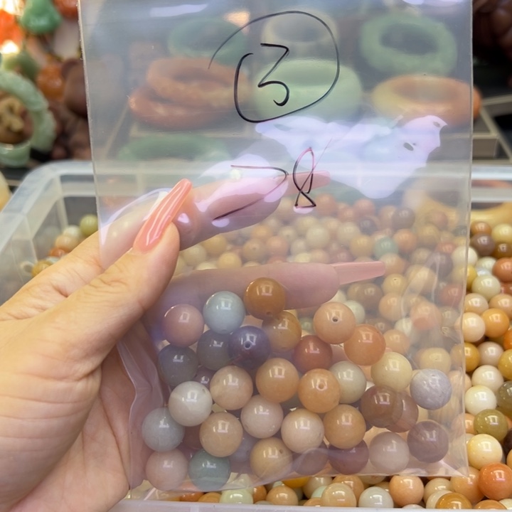 未镶嵌手镯石英岩玉