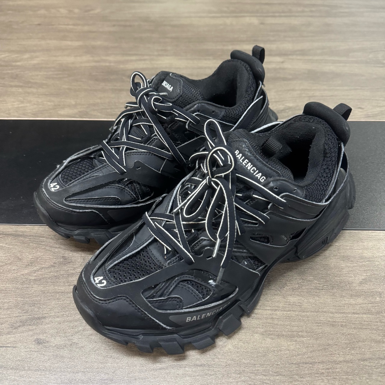 99新 Balenciaga/巴黎世家 巴黎世家 track黑武士42码休闲鞋