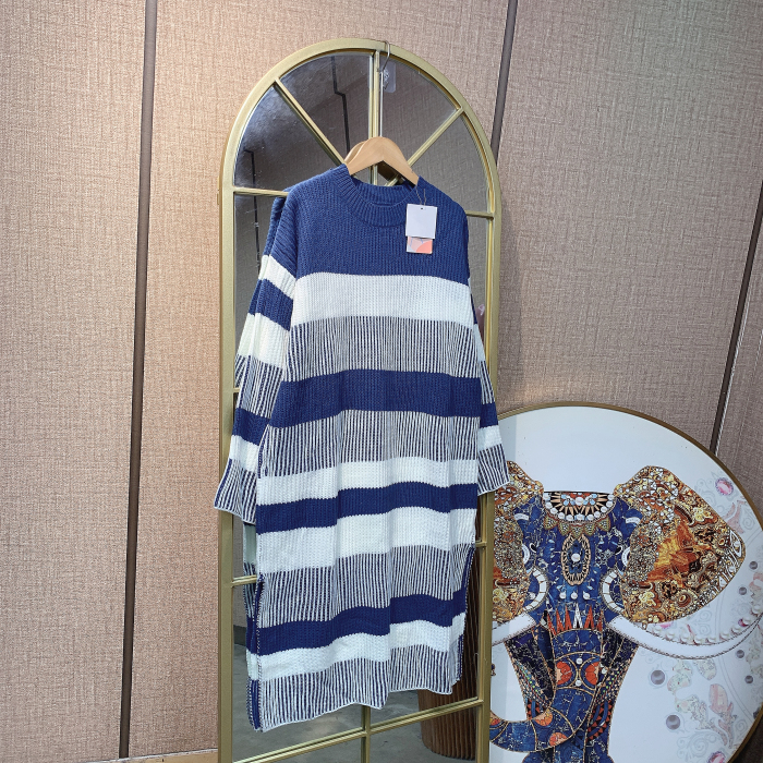 AM43孕妇蓝色针织连衣裙