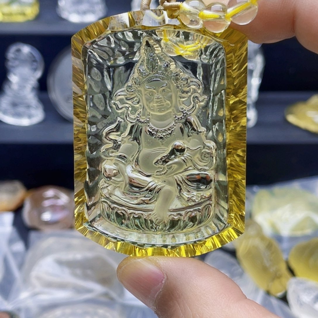 慧***度水晶颈饰未镶嵌黄水晶千禧面黄财神吊坠