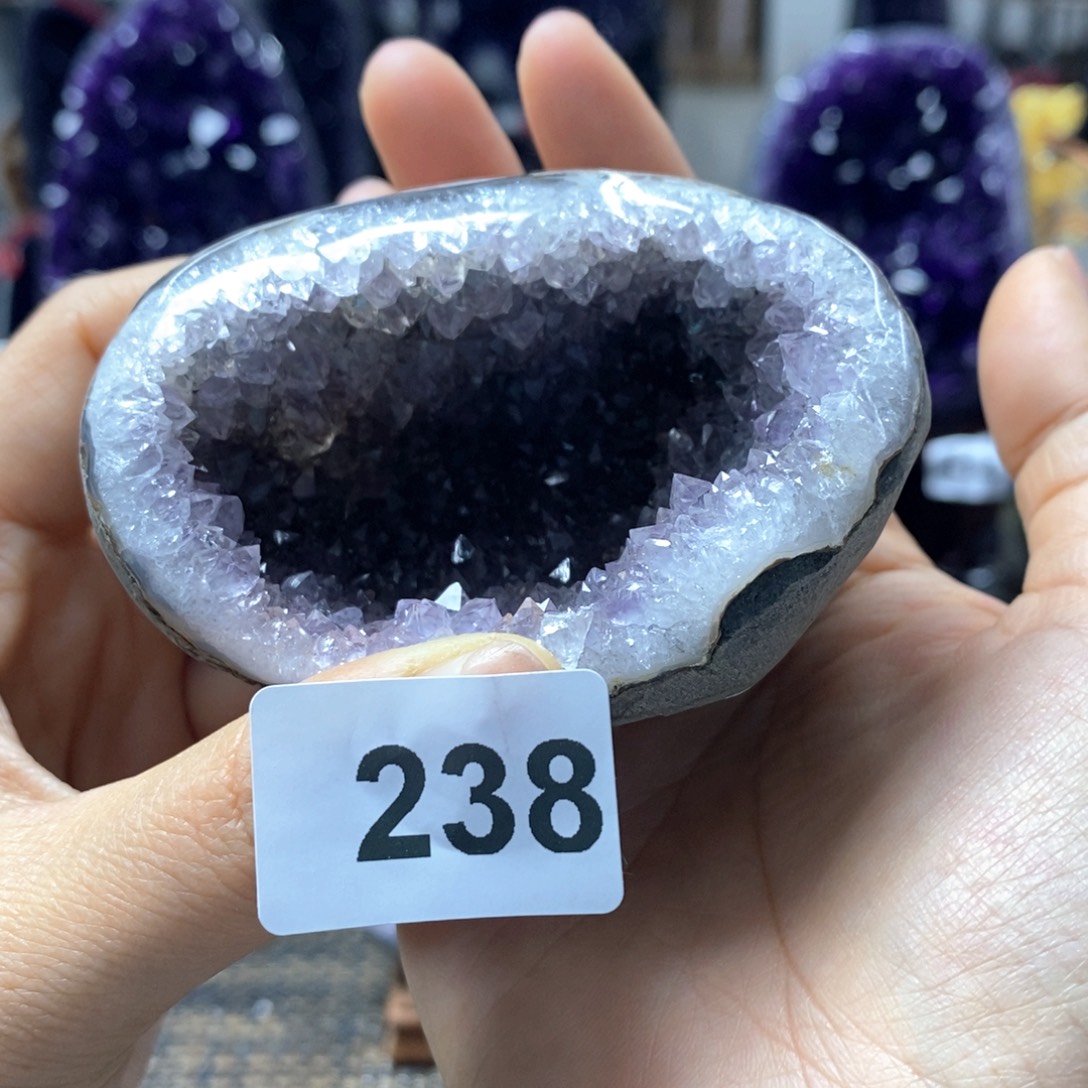 紫晶大型摆件（非配饰）未镶嵌