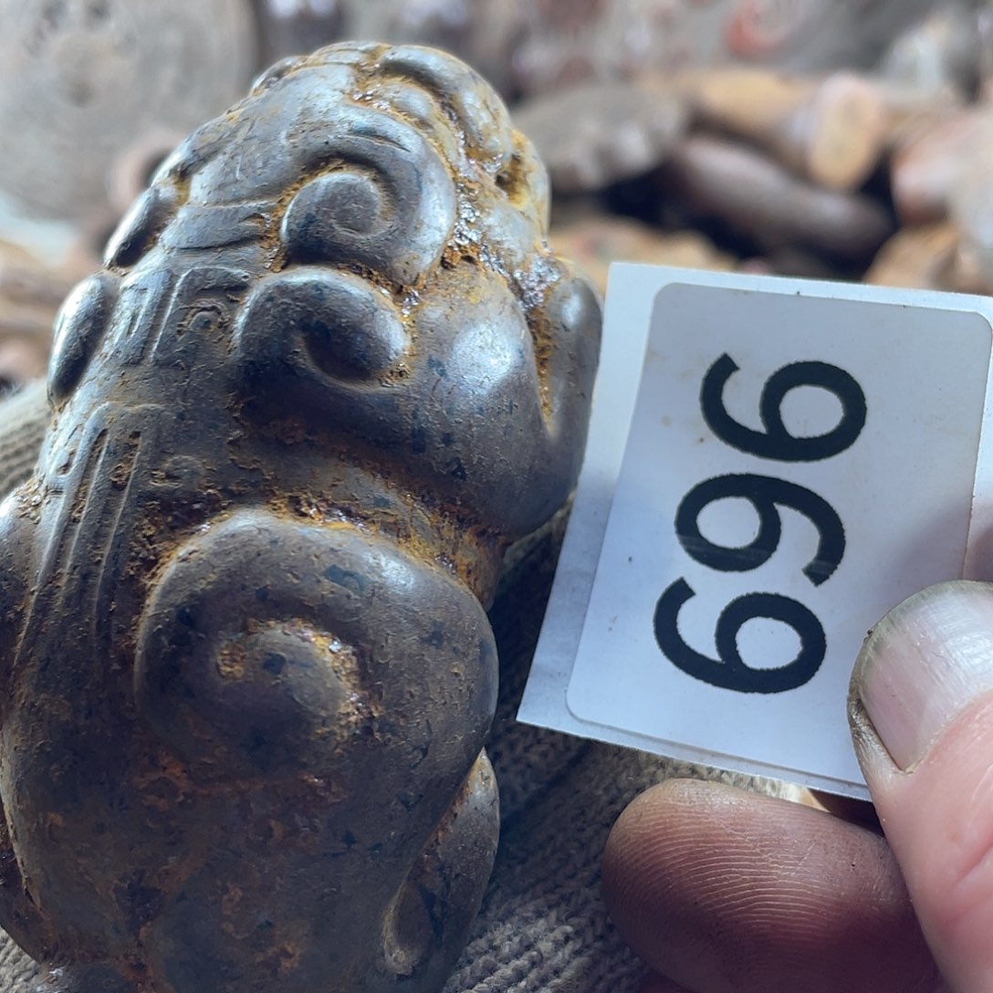 和田玉（糖玉）未镶嵌挂件