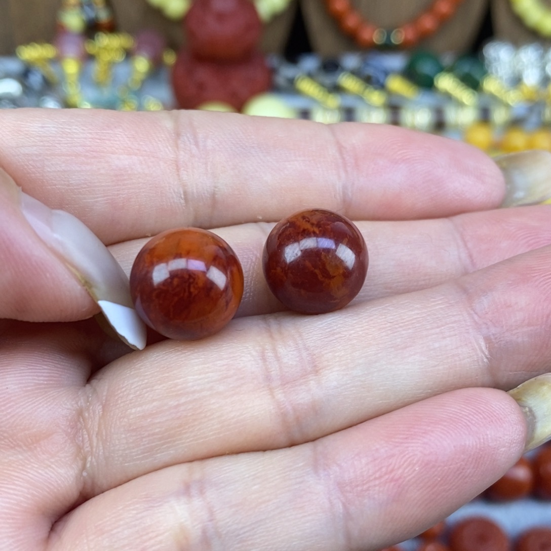 懒***洋南红玛瑙未镶嵌套装12mm