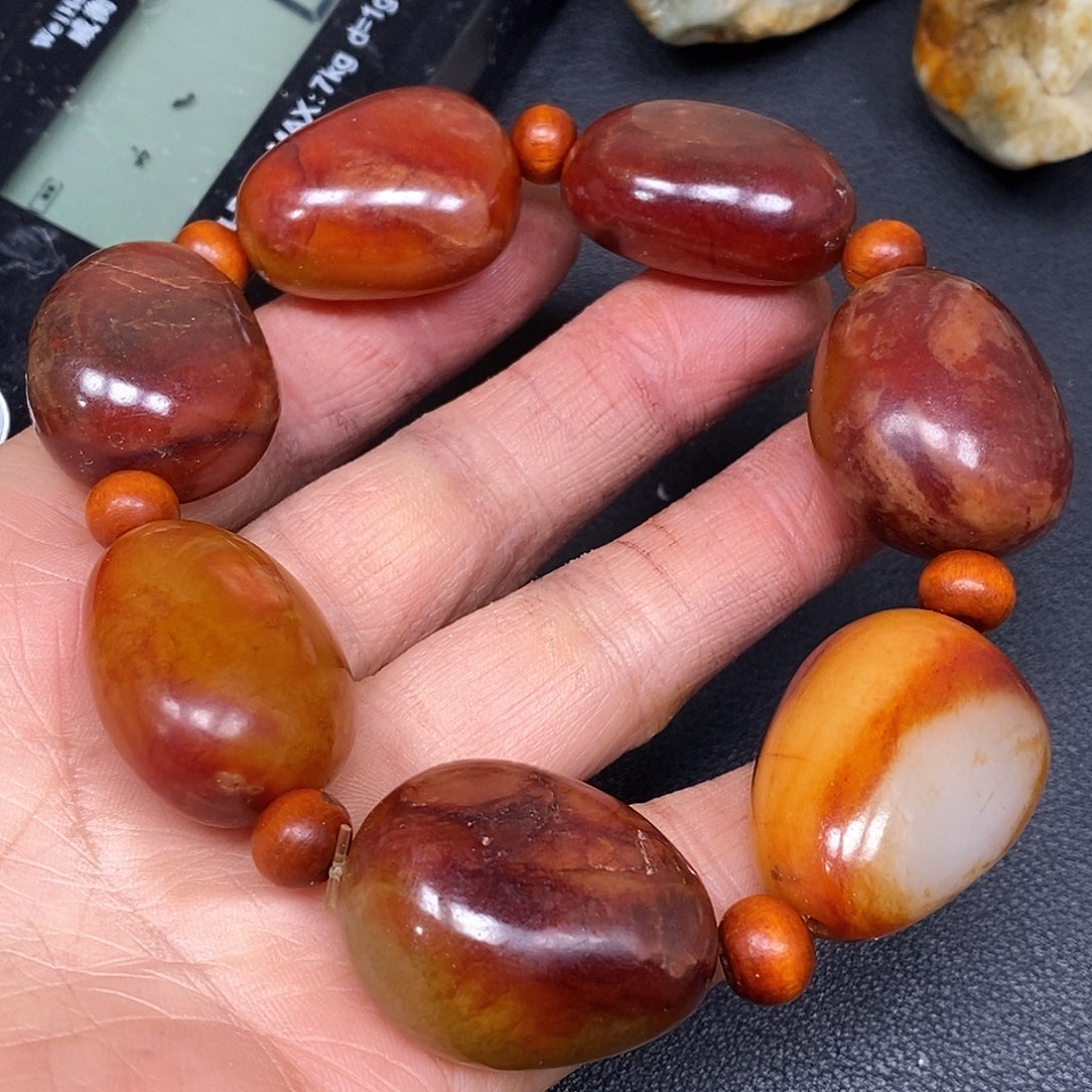 和田玉未镶嵌珠宝奇石