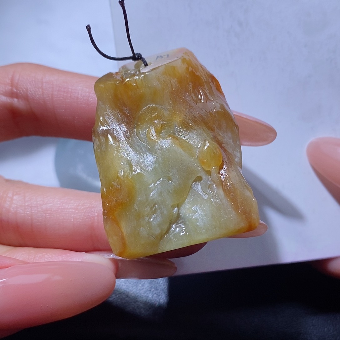 定制翡翠未镶嵌翡翠