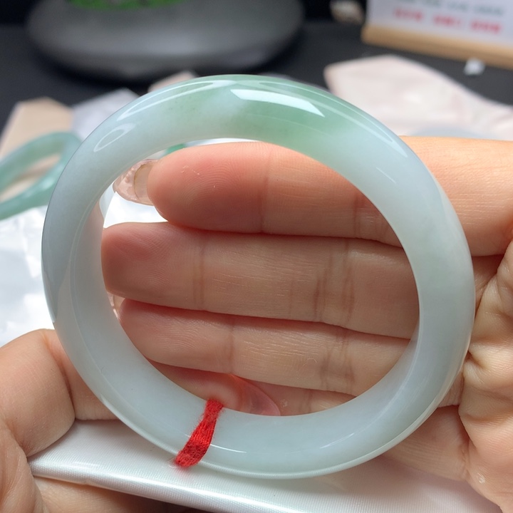 翡翠手镯未镶嵌59596060