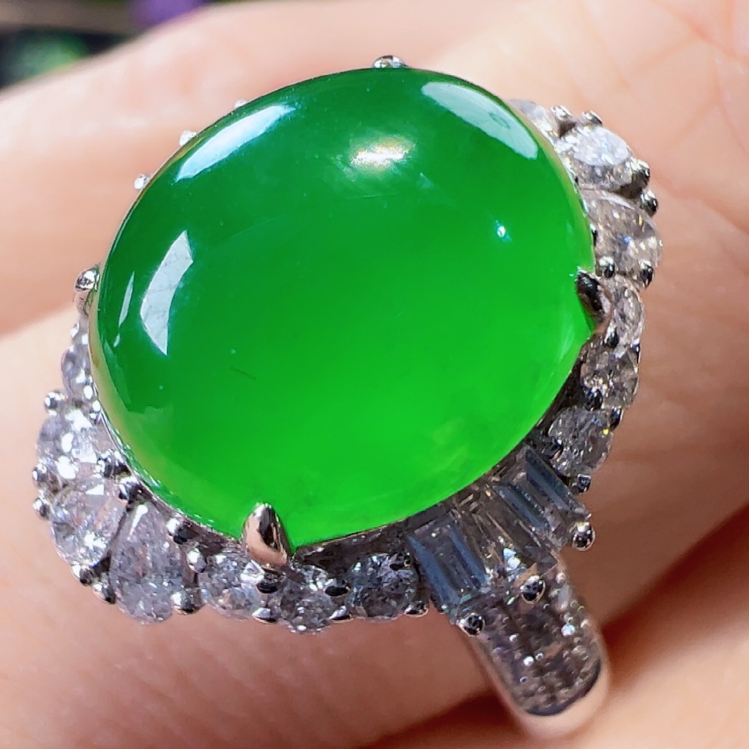 翡翠戒指18K金镶嵌签收后24鉴赏期