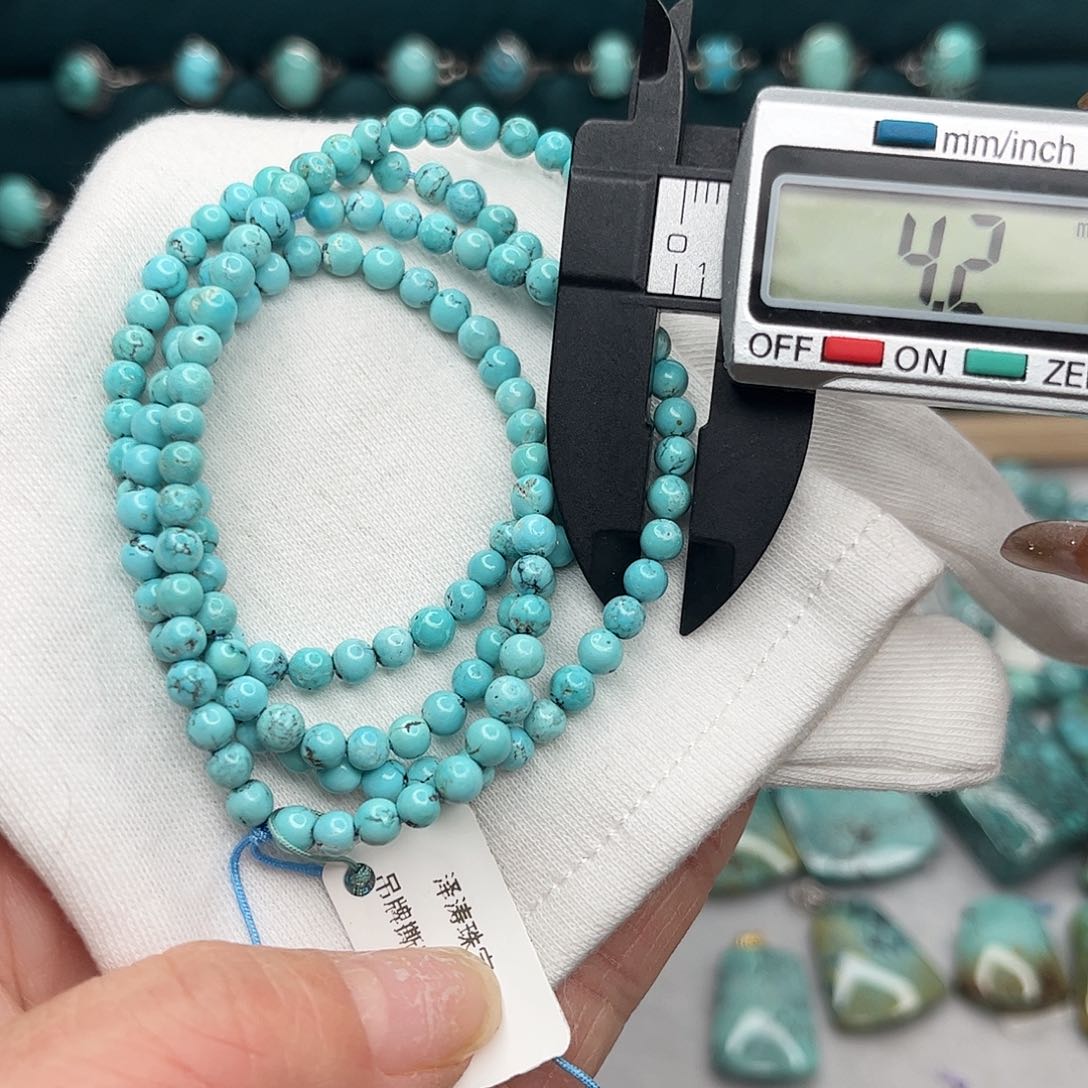 绿松石绿松石未镶嵌