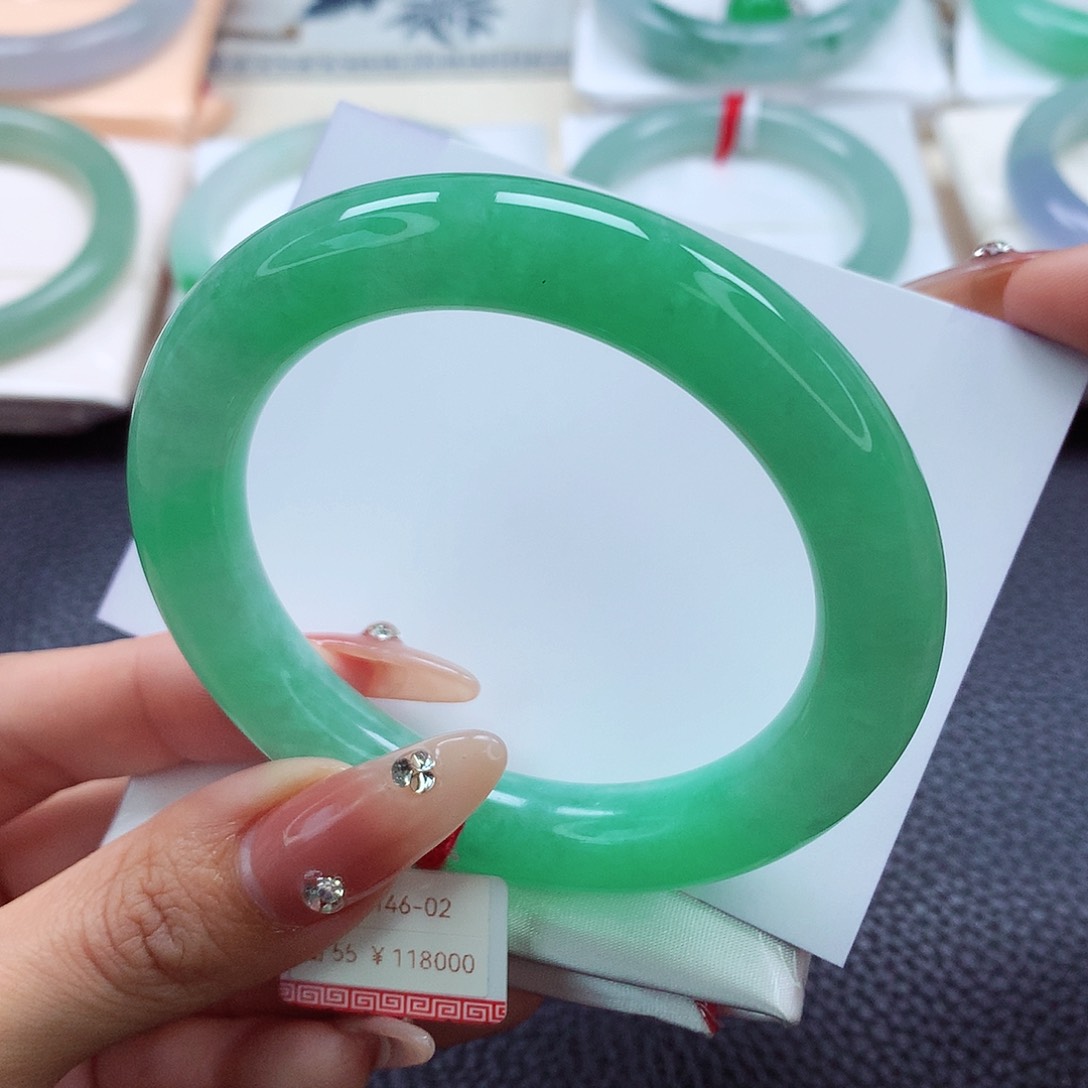 翡翠手镯未镶嵌54.55.56冰阳绿 满绿毕业 色亮底妆好